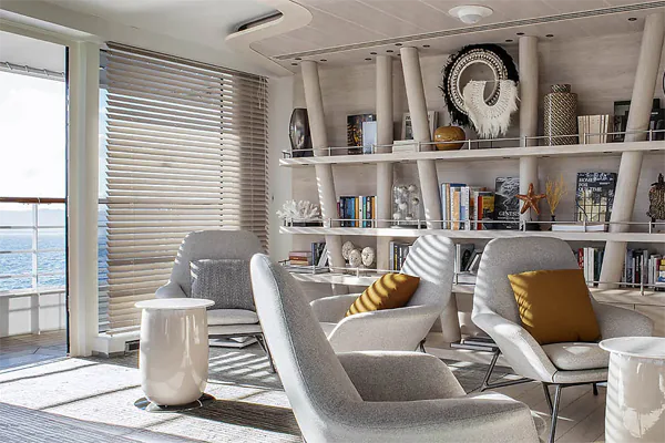 Main lounge - Палуба 3