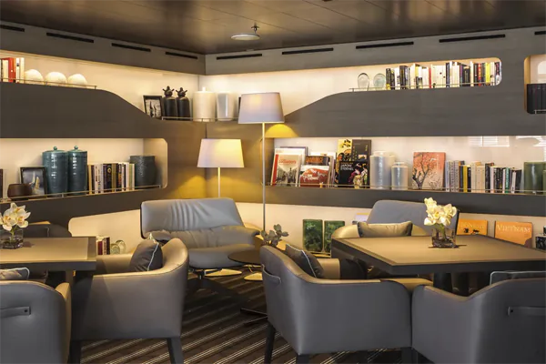 Main lounge - Палуба 3